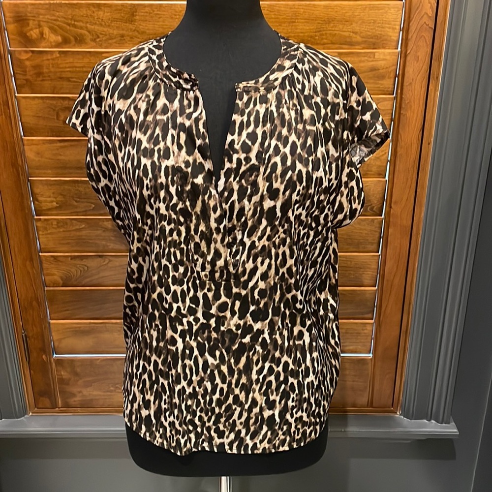 Banana Republic leopard blouse